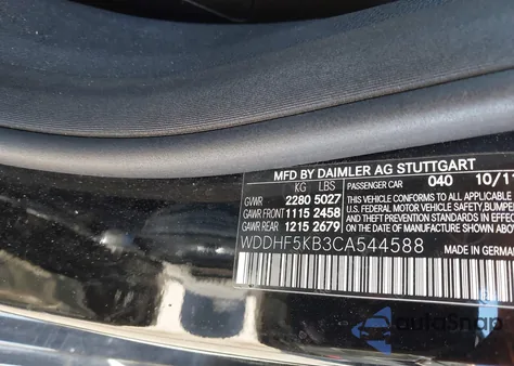 2012 Mercedes-Benz E 350 z USA, uszkodzony, nr VIN WDDHF5KB3CA544588